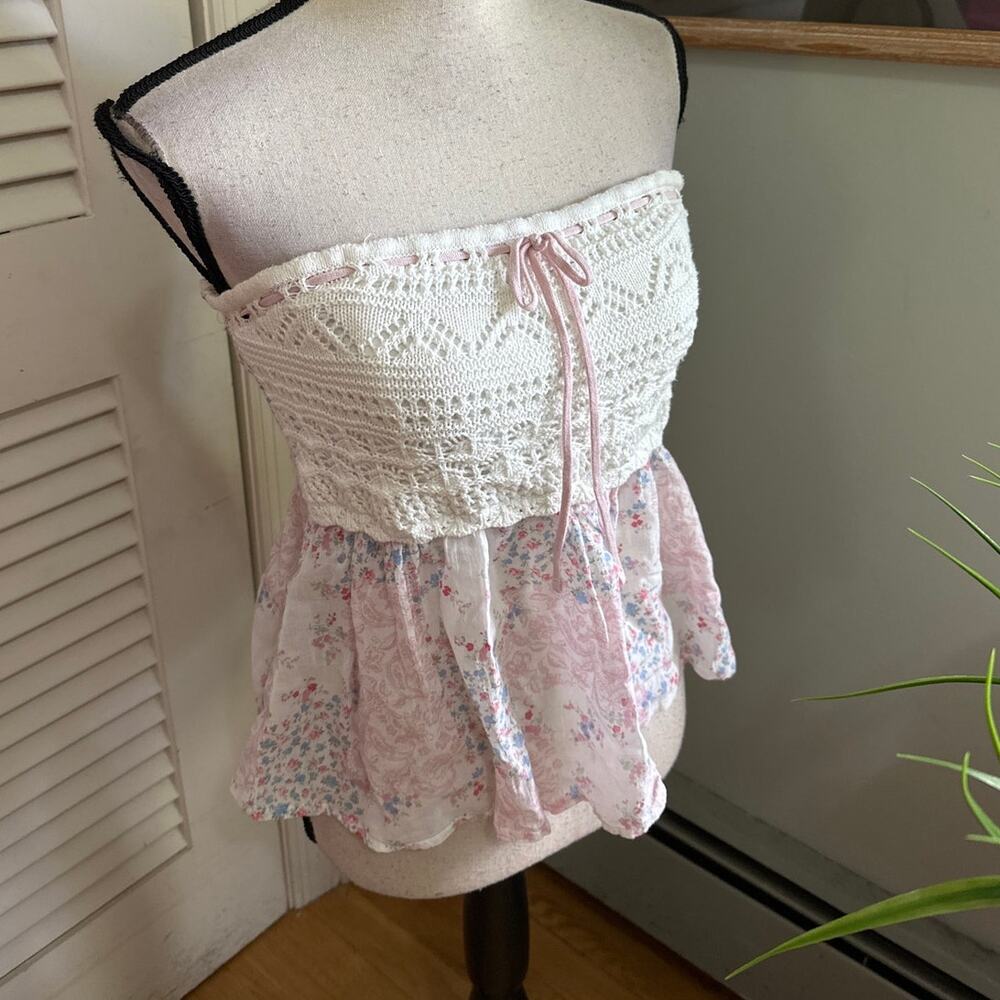 Hollister Crop Top Large White Pink Strapless Crochet Dainty Cottage Coquette